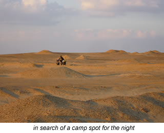 finding a desert campspot in Egypt